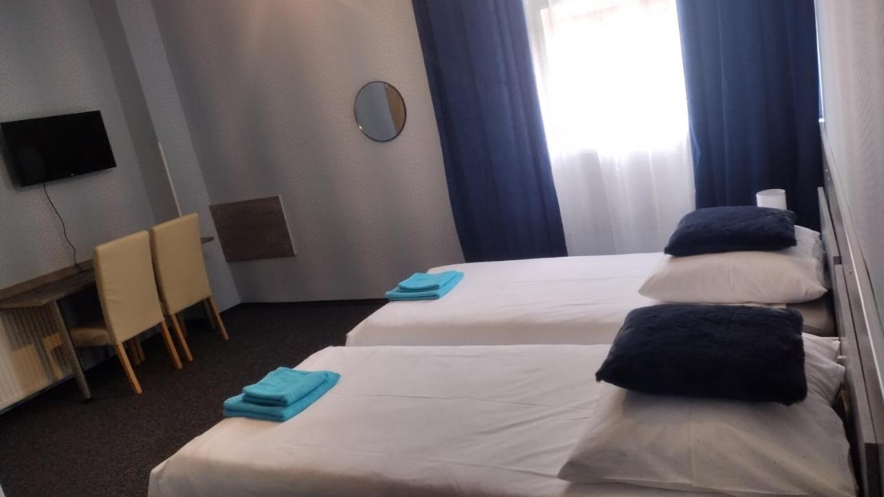 Hotelik Mona-Pokoje Z Lazienkami Elblag Ngoại thất bức ảnh